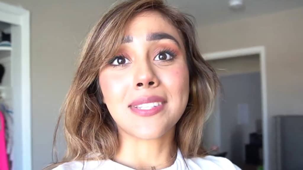 How old is Neeolul? 35?