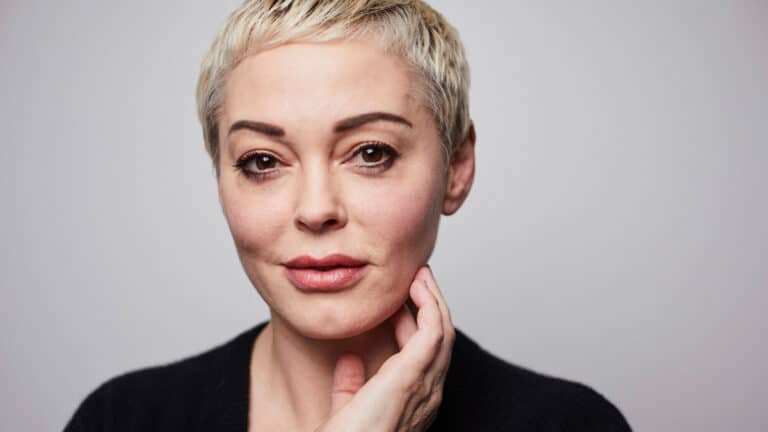 Rose McGowan celebrates "Hollywood's demise" after worst Oscars ever