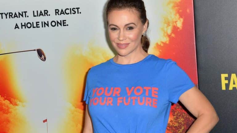 Alyssa Milano considering running for House in 2024