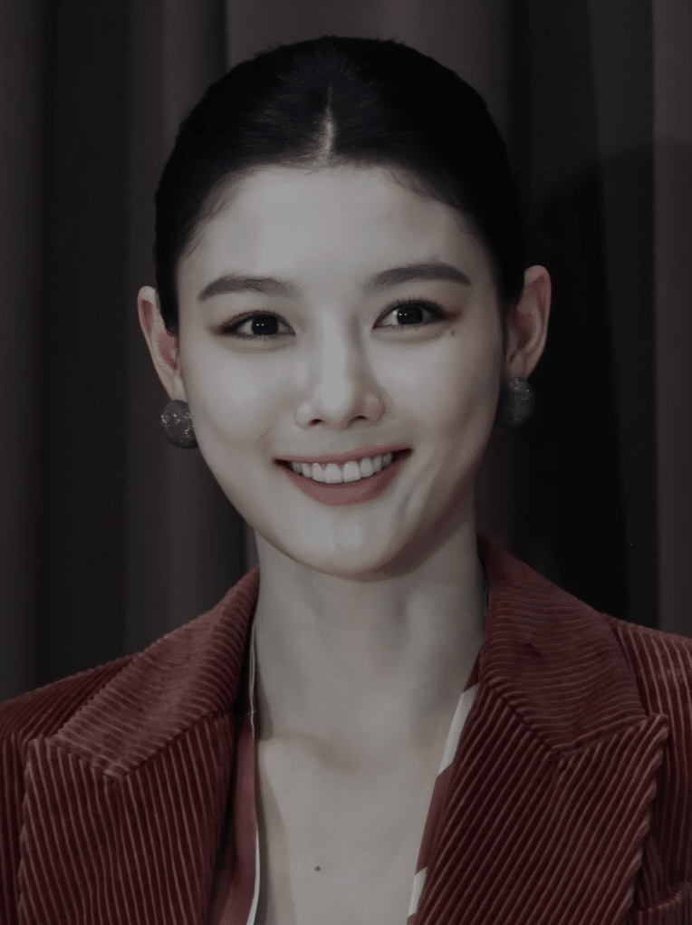 Kim You-jung at an October 2025 photo call, outside her role in 100 Days of Deception