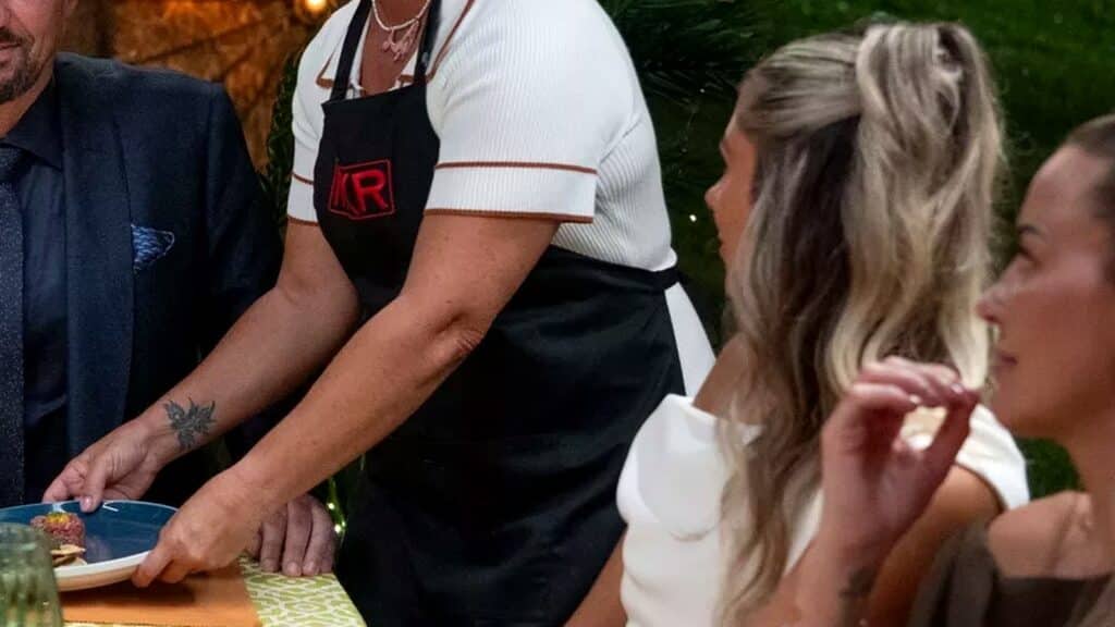 MKR contestants watch the first instant restaurant service