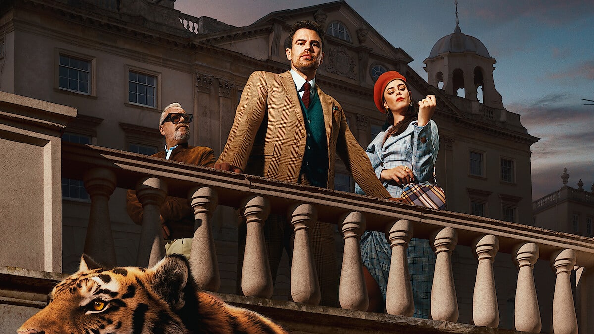 Eddie Horniman and Susie Glass outside Halstead Manor in The Gentlemen season 2